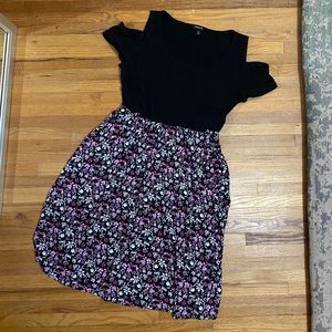 TORRID: size 0 - black and flower dress